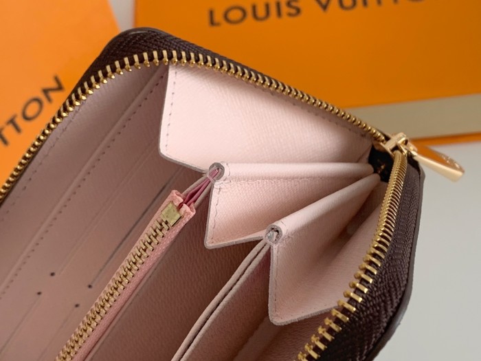 Louis Vuitton ZIPPY WALLET 60017