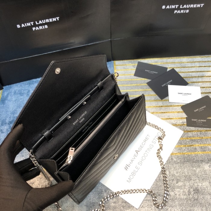 YSL CASSANDRE SAINT LAURENT MATELASSÉ CHAIN WALLET IN GRAIN DE POUDRE EMBOSSED LEATHER