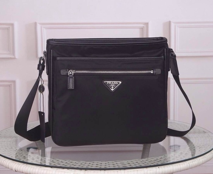 Prada shoulder bag 952