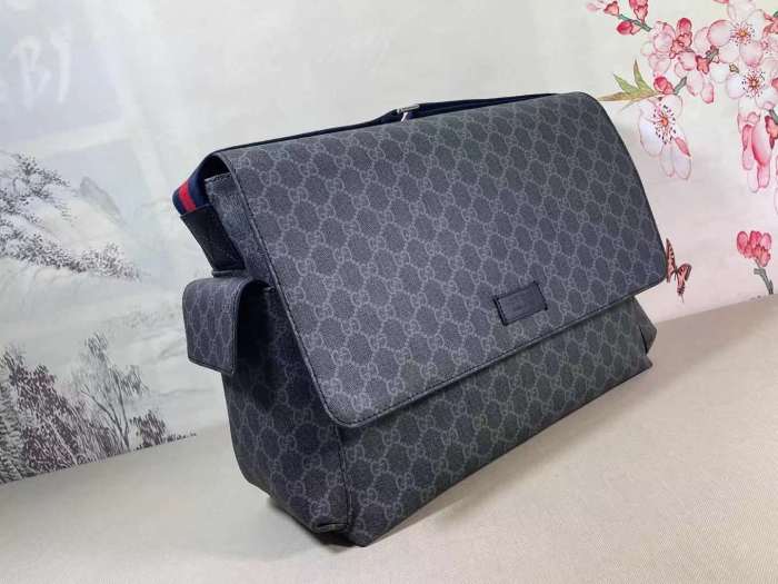 GUCCI shoulder bag 211131