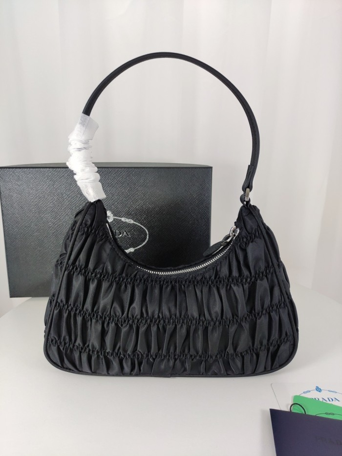 Prada003 22PJ09