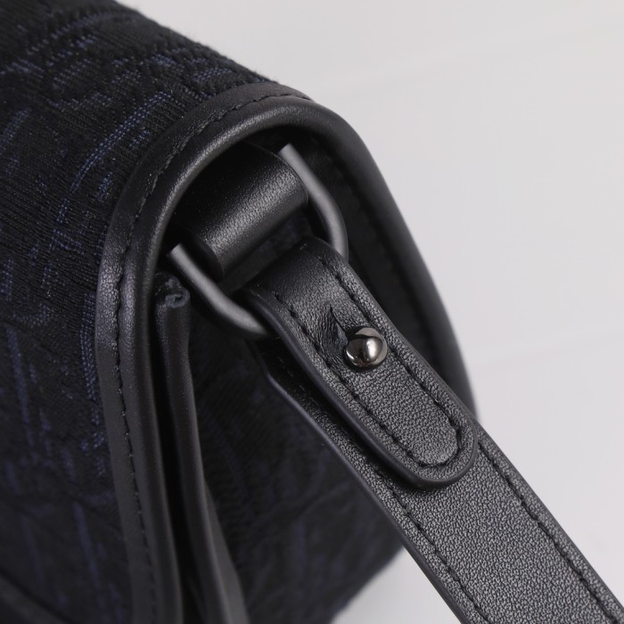 DIOR1070XB