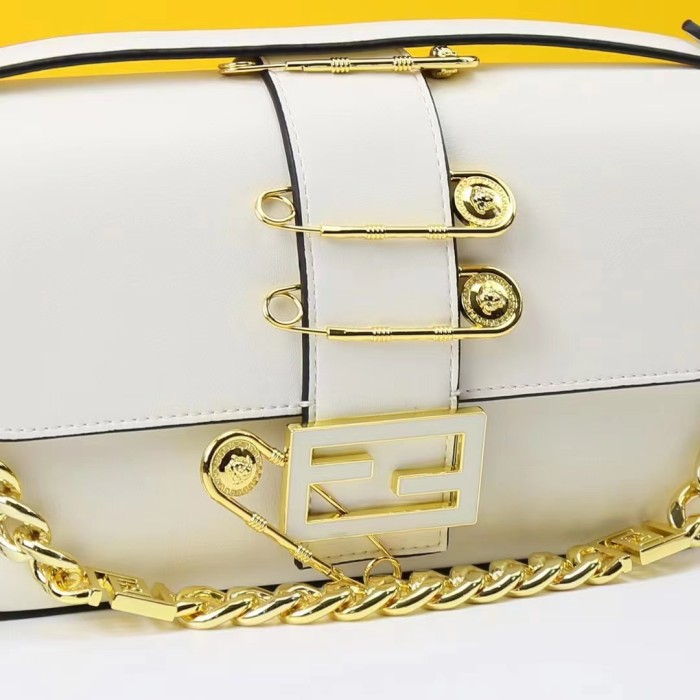 Fendi007JQE091