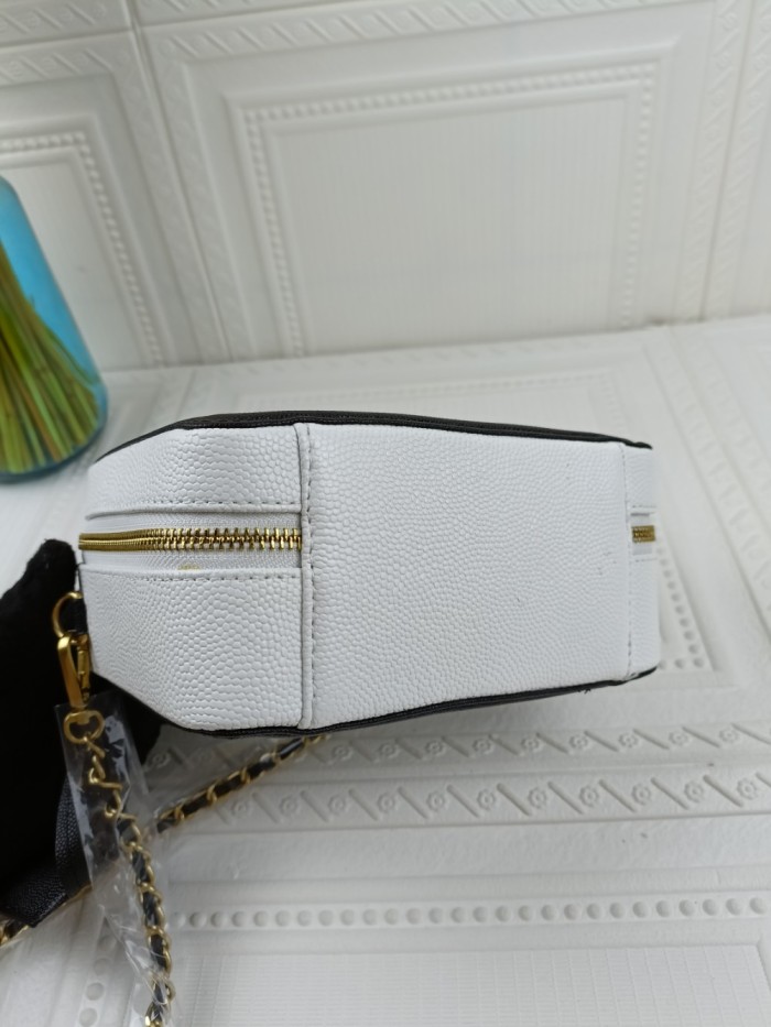 chanel229smallPYD002
