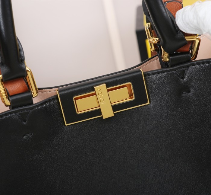 Fendi011JQE042