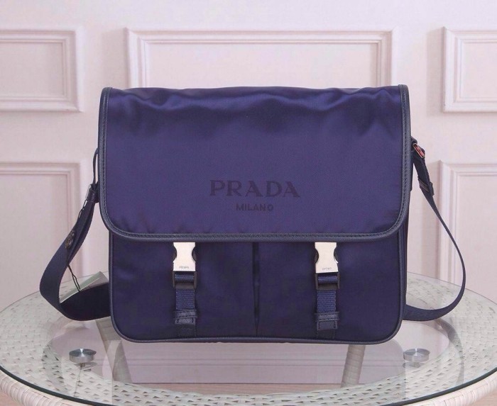 Prada messenger bag 0768