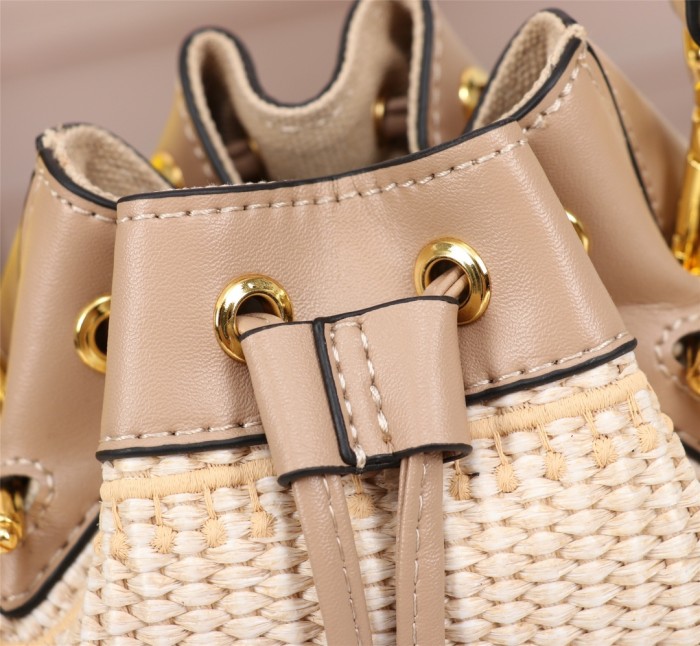 Fendi8801JQE051