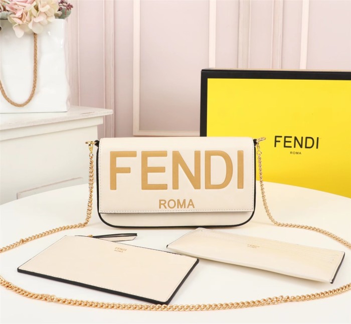Fendi80020JQE011