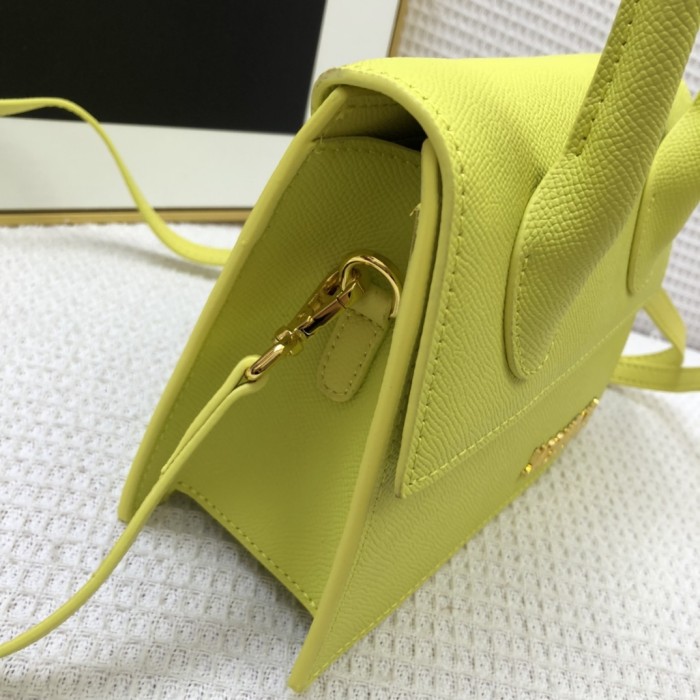 JACQUEMUS 2022 22PJ051