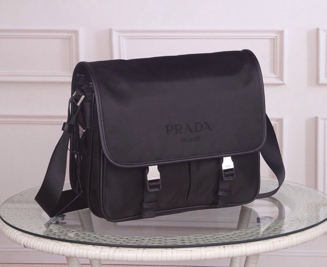 Prada messenger bag 0768