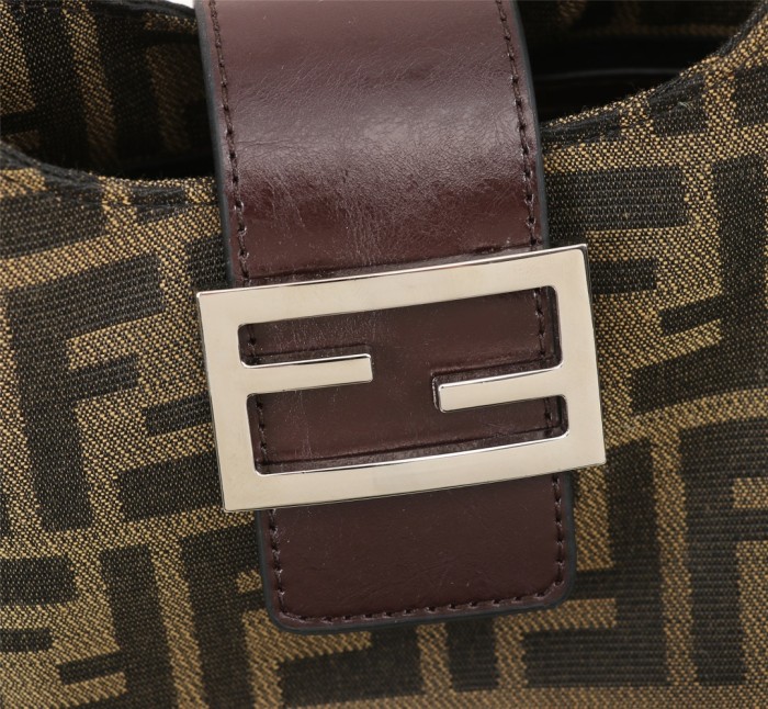 Fendi165JQE061