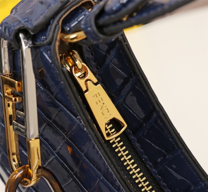 Fendi6875JQE061