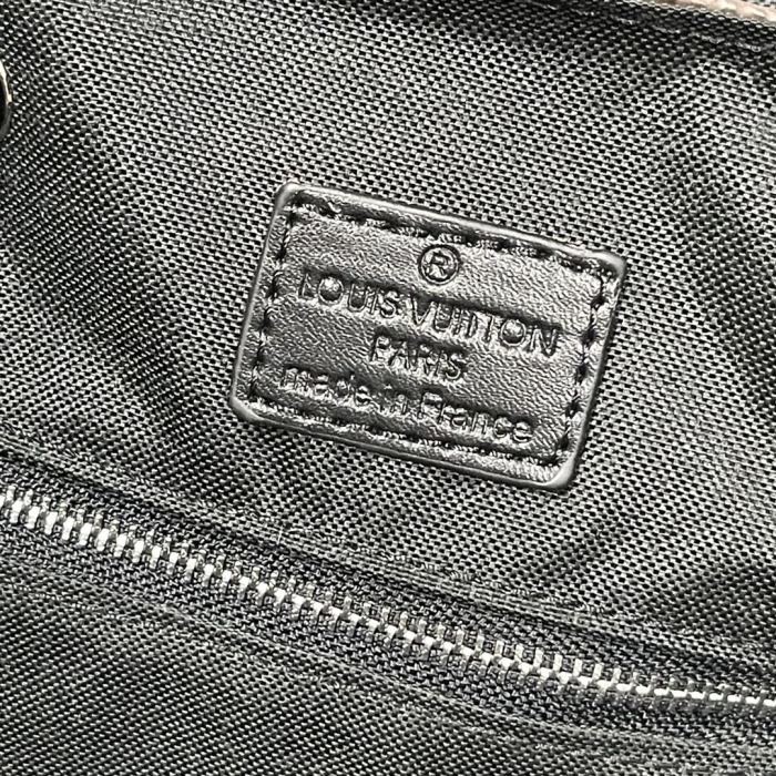 Louis Vuitton CHRISTOPHER MM