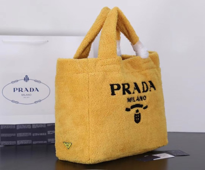 Prada001MQ051