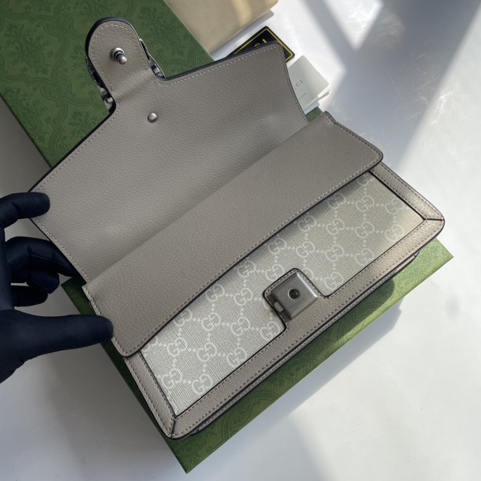Gucci499623LM031