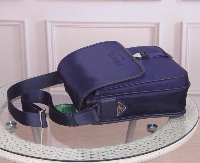 Prada messenger bag 0770