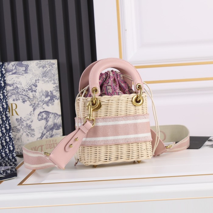 Dior0003XB032