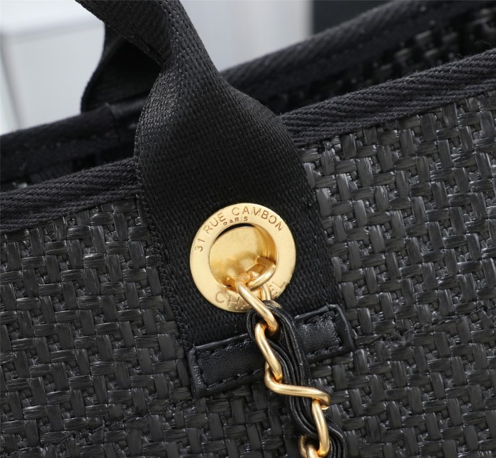 chanel8252PYD042