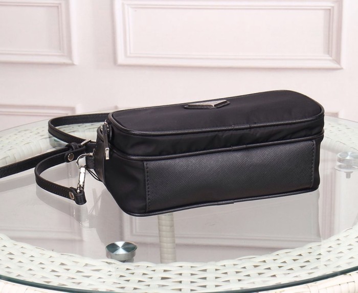 Prada cross body bag 1010