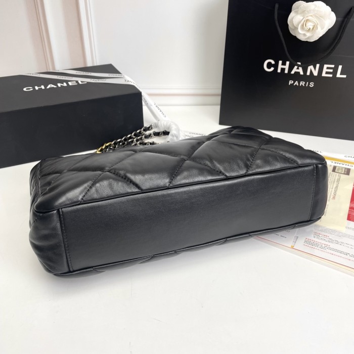 CHANEL 19 SHOPPING BAG