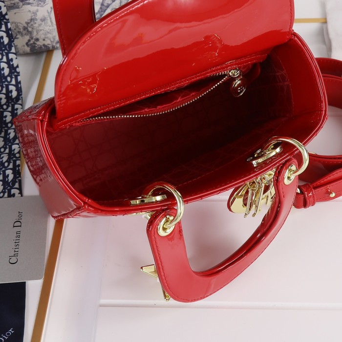 Dior2026XB081