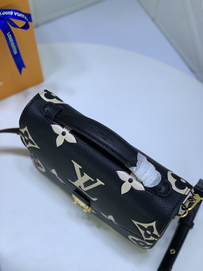 Louis Vuitton POCHETTE MÉTIS