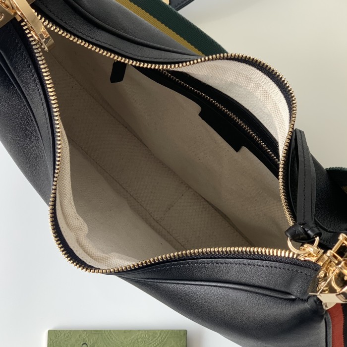 Gucci702823smile002