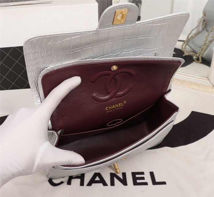 chanel1112PYD042 Crocodile pattern