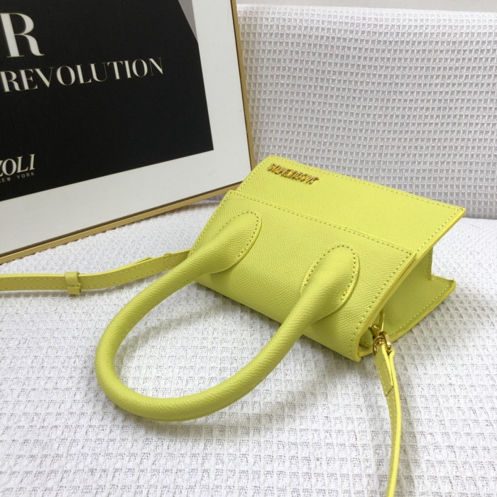 JACQUEMUS2021 22PJ541