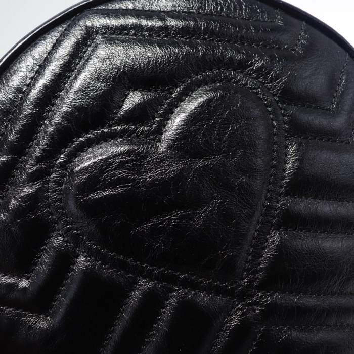 GUCCI Marmont round bag 550154