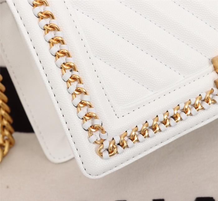 chanel8003PYD062
