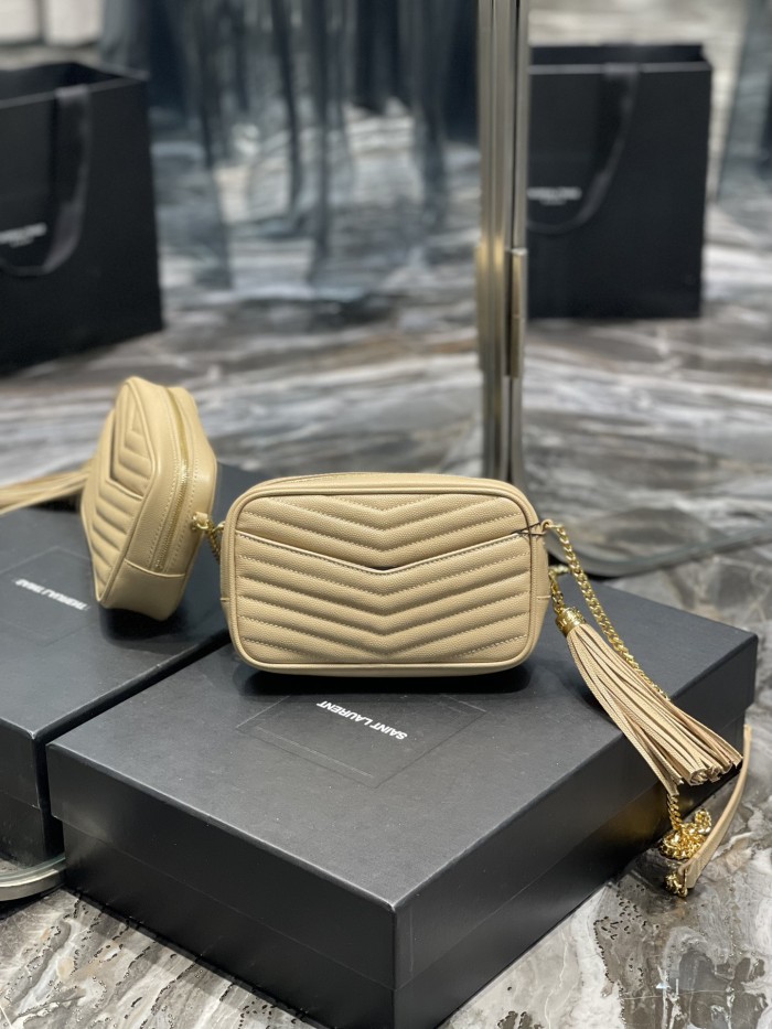 YSL585040LL521