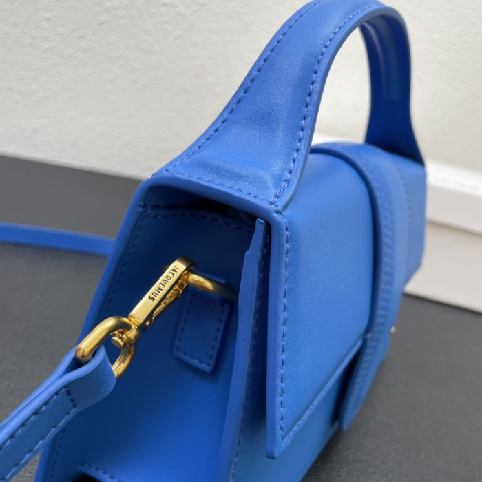 JACQUEMUS JA005 22PJ581