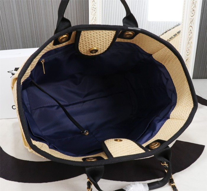 chanel8252PYD042