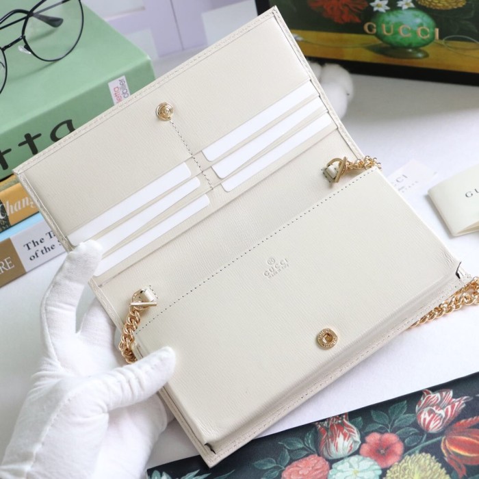 Gucci621892smile021