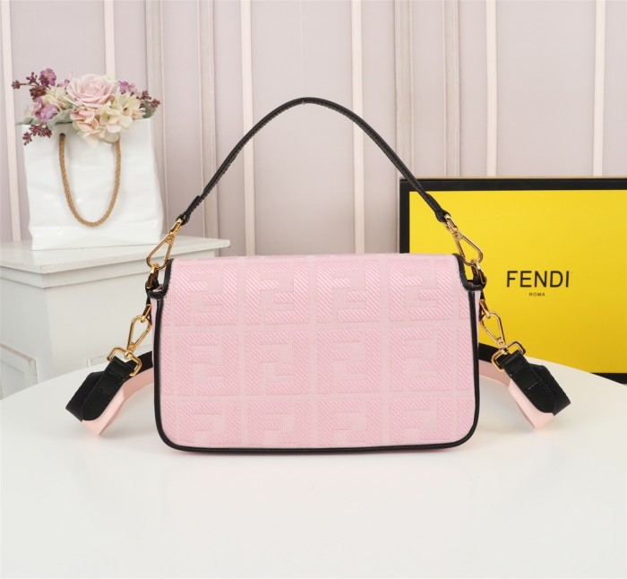 FendiF337JQE022