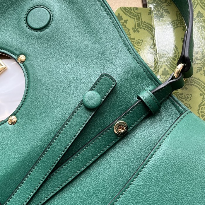 GUCCI Blondie Shoulder Bag 699268