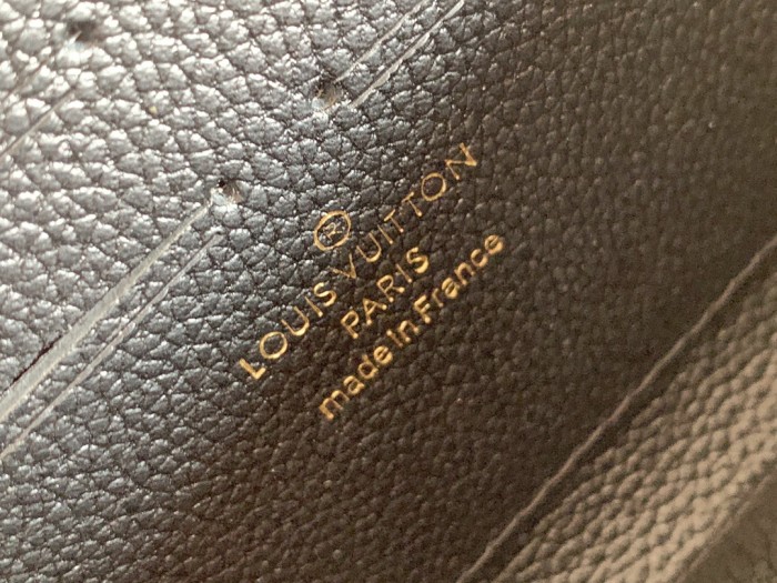 Louis Vuitton ZIPPY WALLET 60017