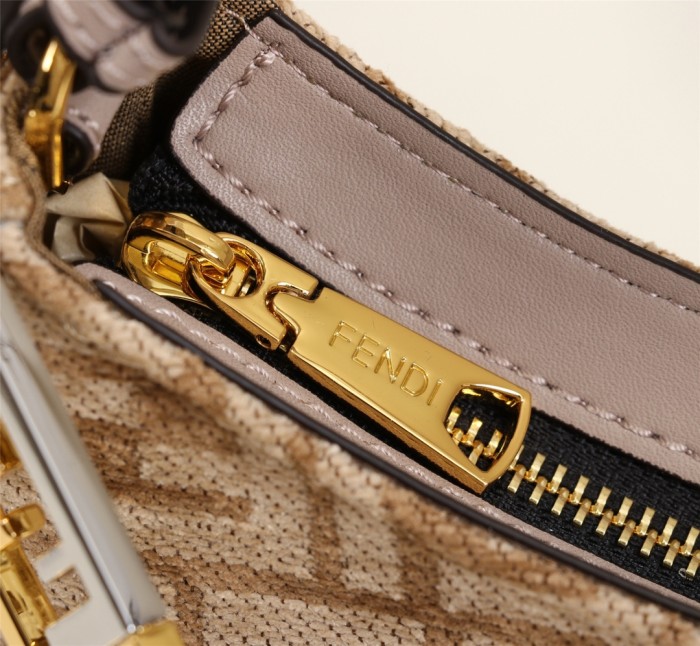 Fendi6875JQE061