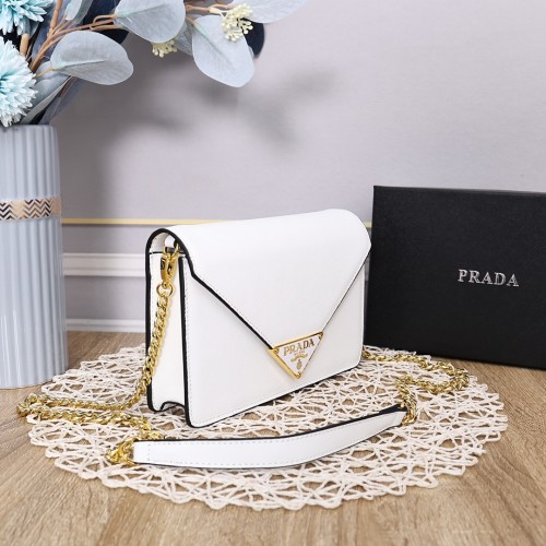 Prada0836 22PJ551