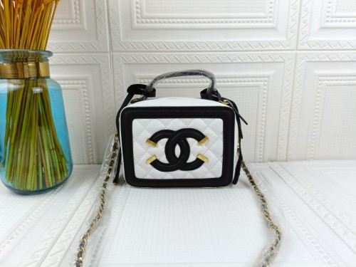 chanel229smallPYD002