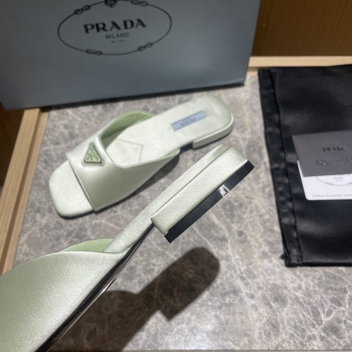 Prada shoes flat bottom 1.5CM sandal 005