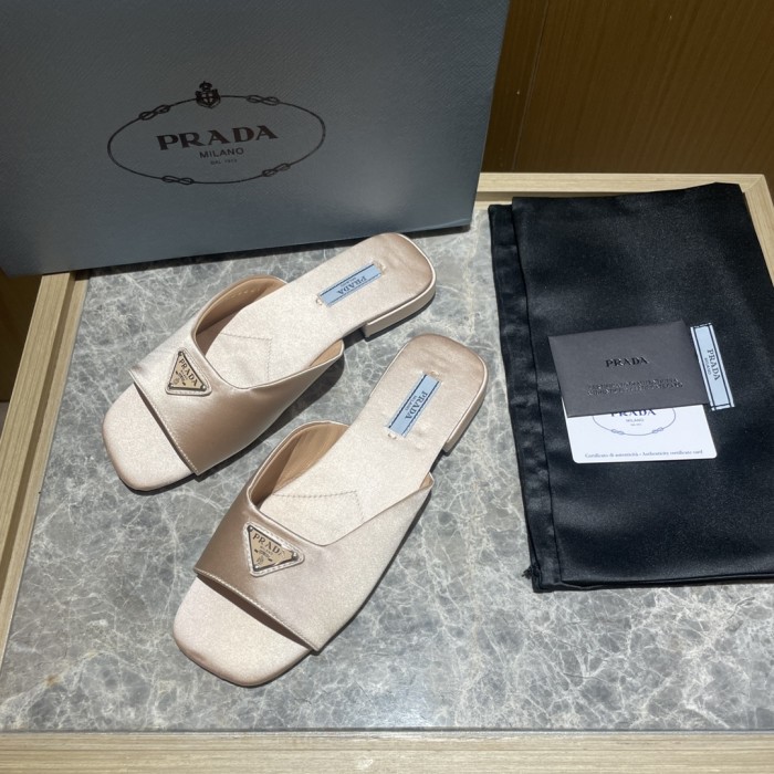 Prada shoes flat bottom 1.5CM sandal 005