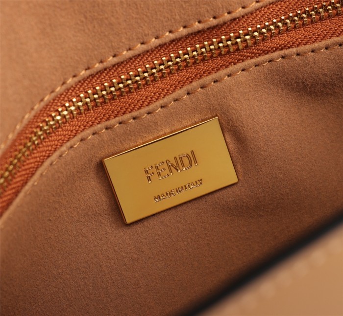 Fendi80012JQE022
