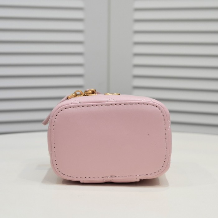 chanel8101PYD031