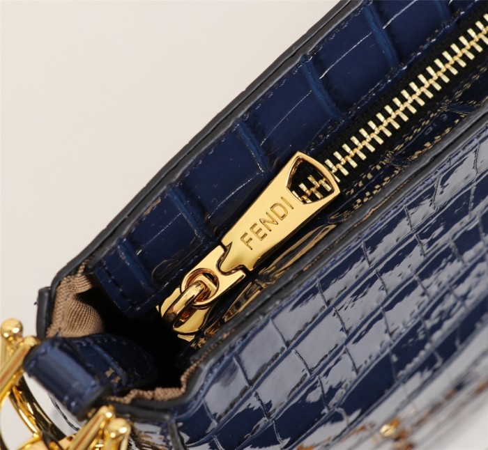 Fendi6876JQE091