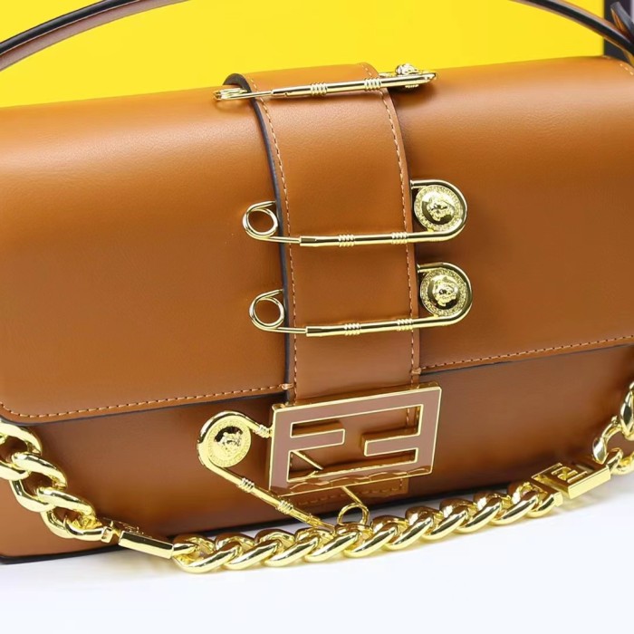Fendi007JQE091