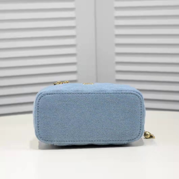 chanel8105PYD051