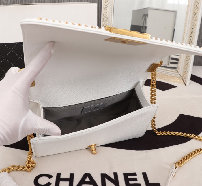 chanel8003PYD062