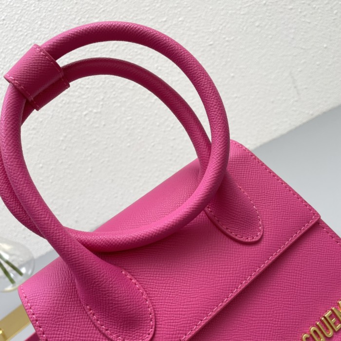 JACQUEMUS 2023 22PJ551